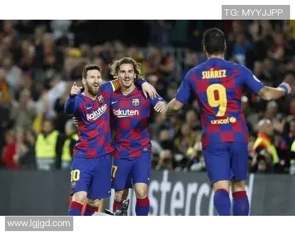 巴萨主场迎战拉科，争夺西甲积分榜关键战役精彩回顾